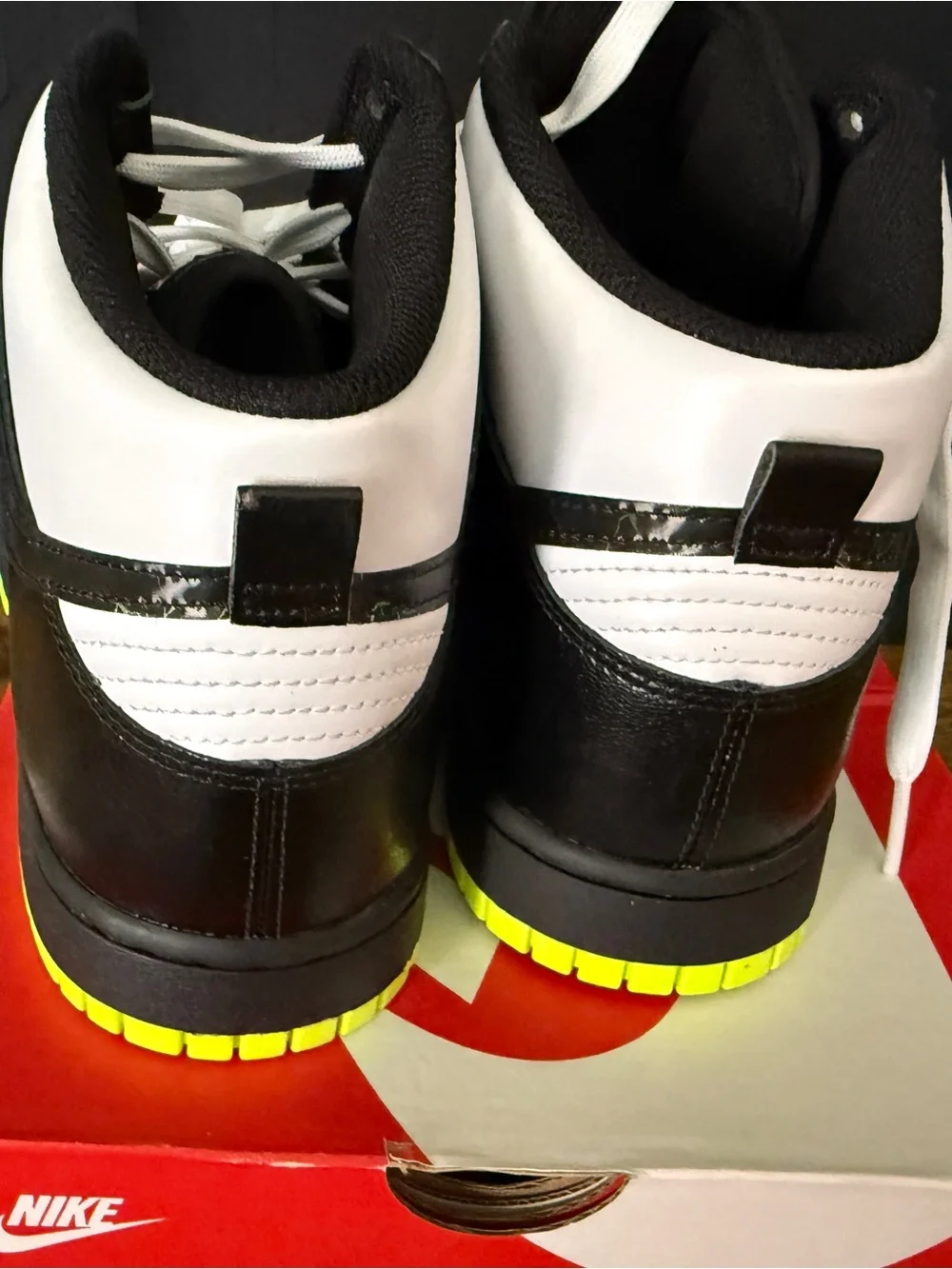 Nike Dunk Hi White Black Electric Panda New with Box